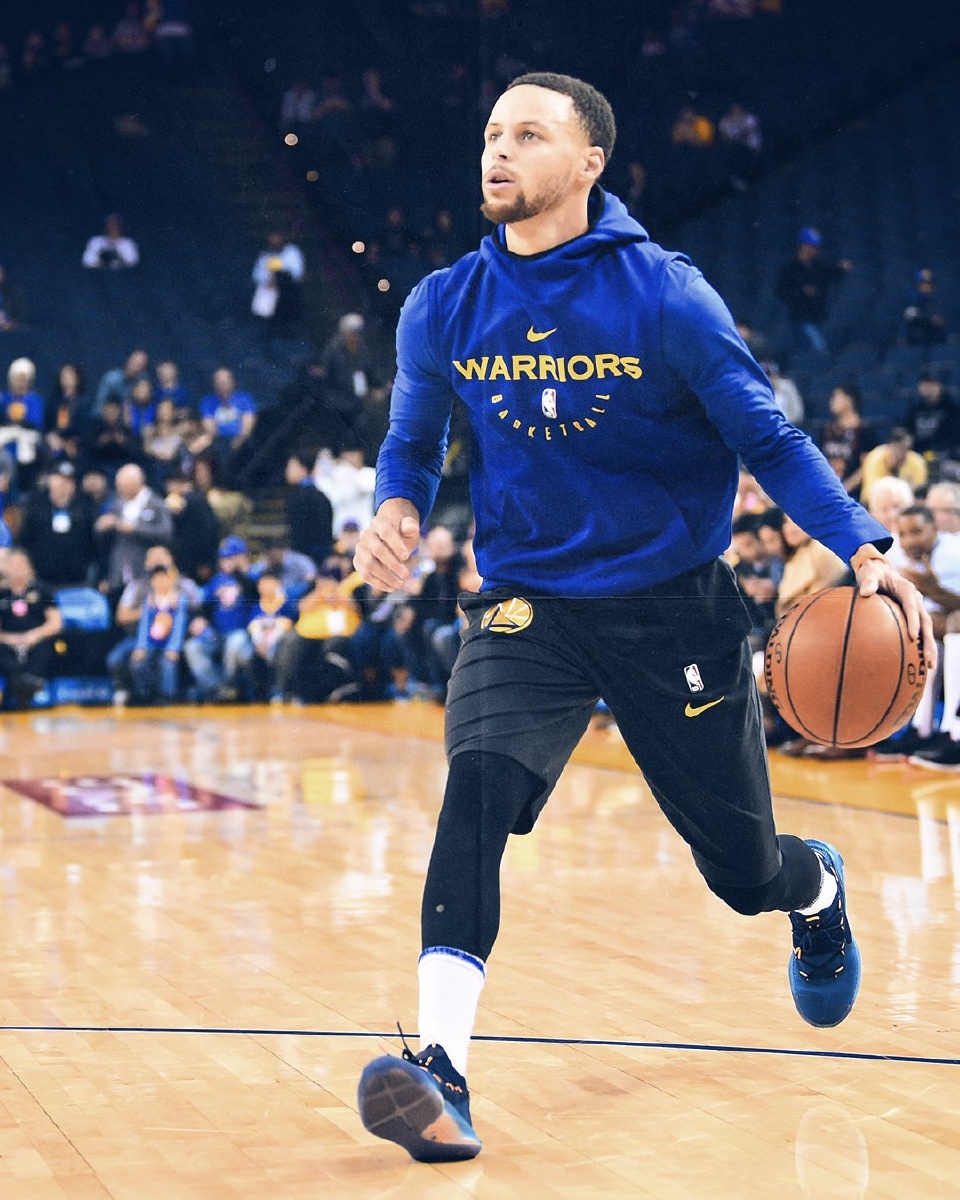 对面后排缺 对面后排缺